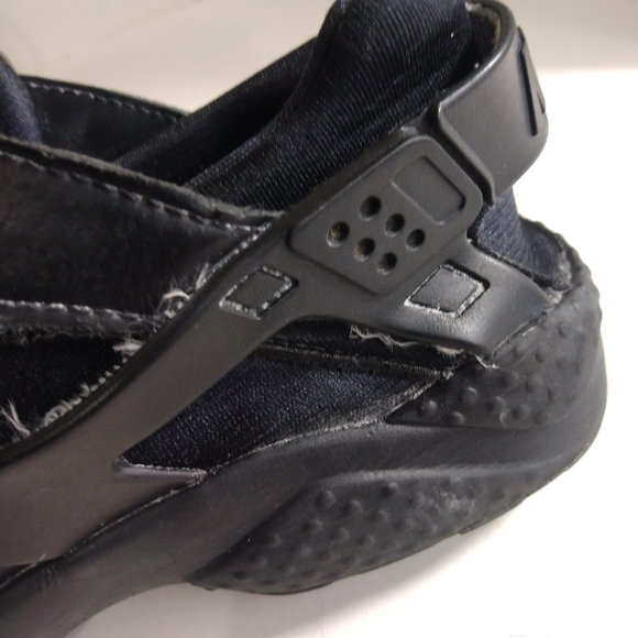 Nike Air Huarache run Triple Black Sneaker - Picture 4 of 11